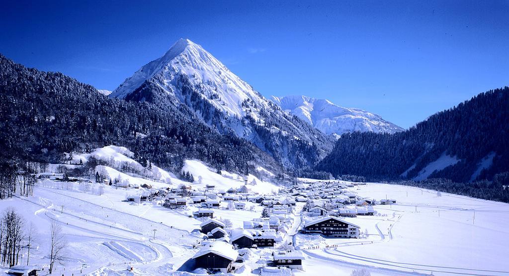 Caroline'S Appartement Au (Vorarlberg) Екстериор снимка