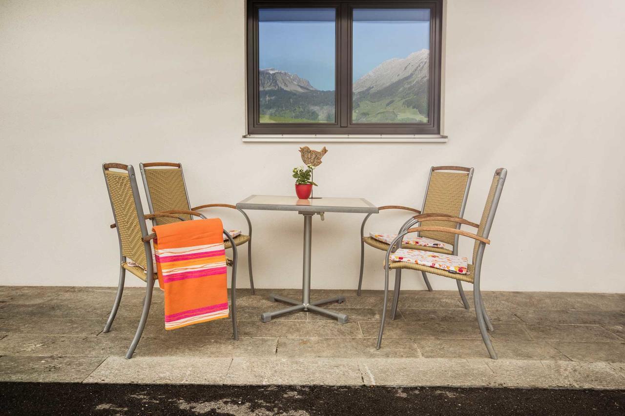 Caroline'S Appartement Au (Vorarlberg) Екстериор снимка